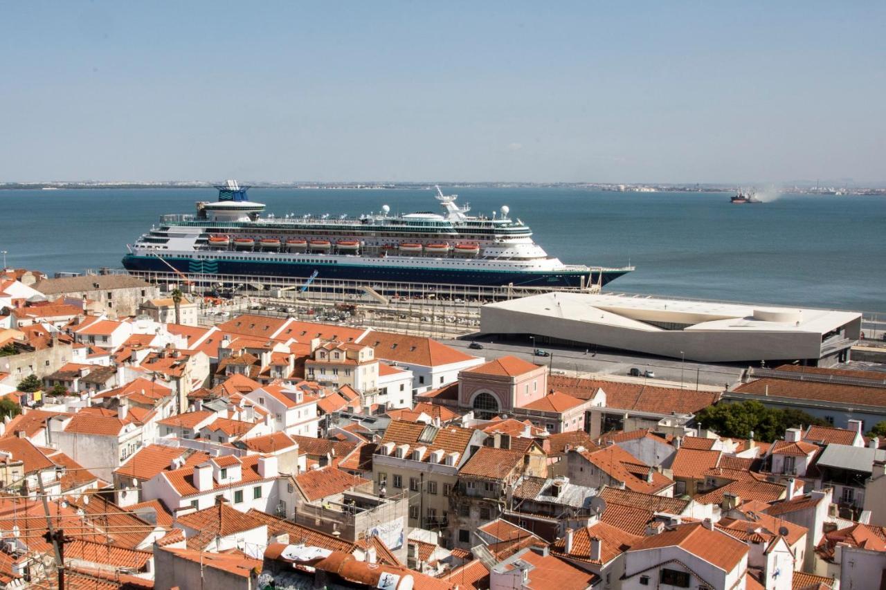 Traditional Apartment With A Terrace, Ac And Fast Internet Lisbon Exterior photo